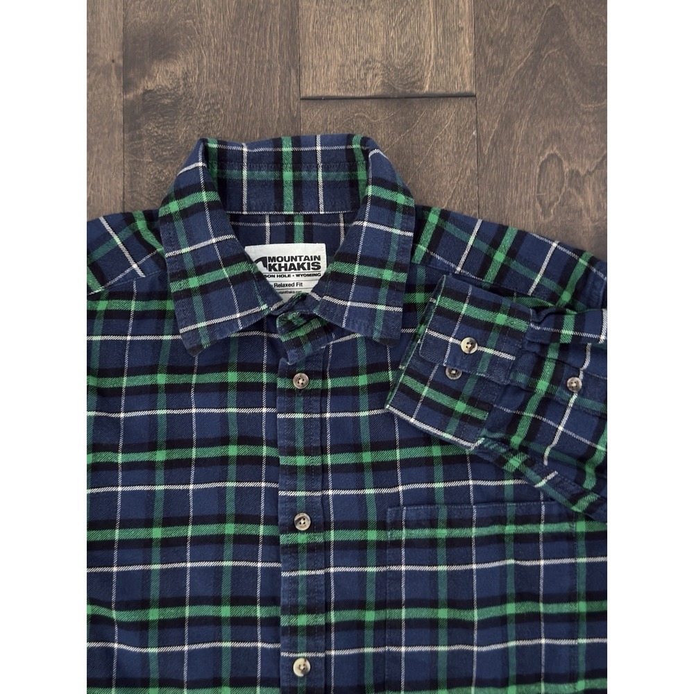 Mountain Khakis Men Blue Plaid Button Down Flannel Relaxed Fit Shirt Size M Logo